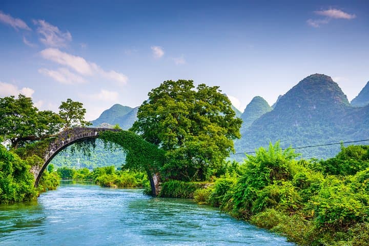 Guilin & Yangshuo in Two Days: Bike Moon Hill, Reed Flute Cave & Li River Rafting photo 4