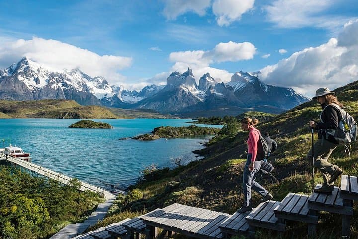 4-Day Chilean Patagonia: Torres del Paine & Balmaceda-Serrano Glacier Cruise