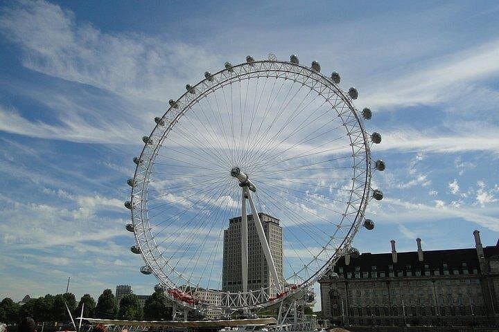 Full-Day Private London Tour: Walking and Public Transport Highlights photo 3