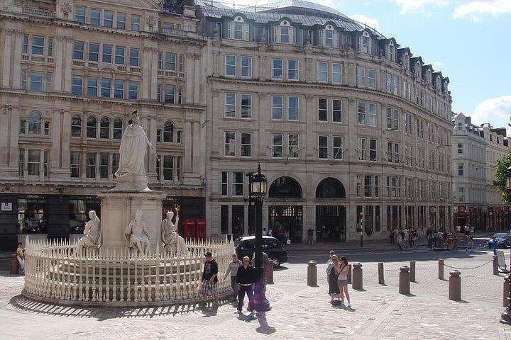 Half-Day Private London Tour with Horse Guards Parade and Central London Landmarks photo 1
