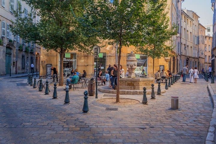 Aix-en-Provence and Cassis Full-Day Private Tour — Calanques, Cézanne & Cap Canaille photo 3
