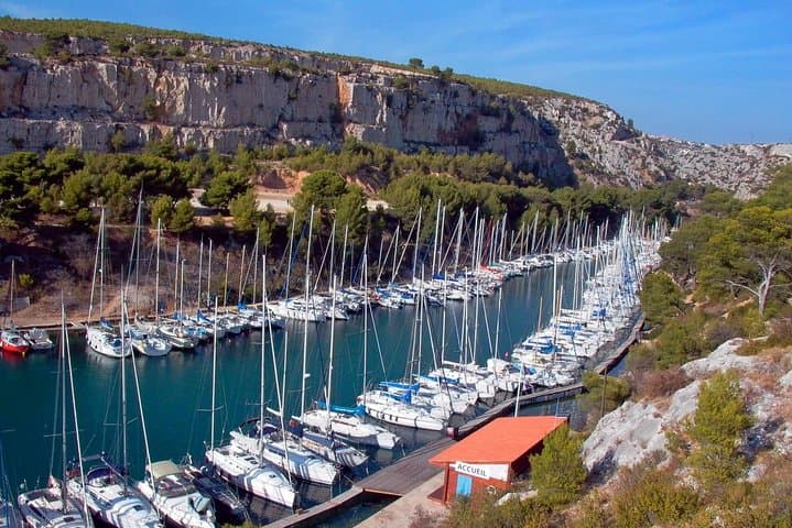 Aix-en-Provence and Cassis Full-Day Private Tour — Calanques, Cézanne & Cap Canaille photo 5