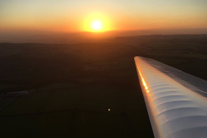 Mile-High Motorglider: Silent Gliding Over Devon’s Moor and Coast photo 2