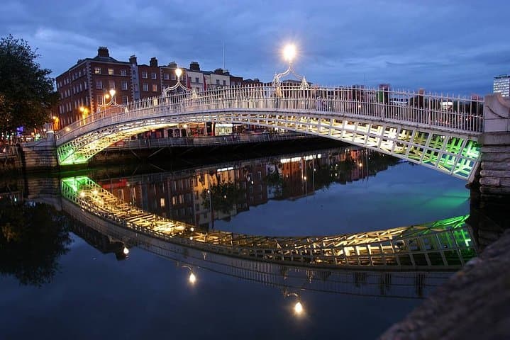 Secrets of Dublin: Private Walking Tour of Hidden Streets and Historic Sights photo 4