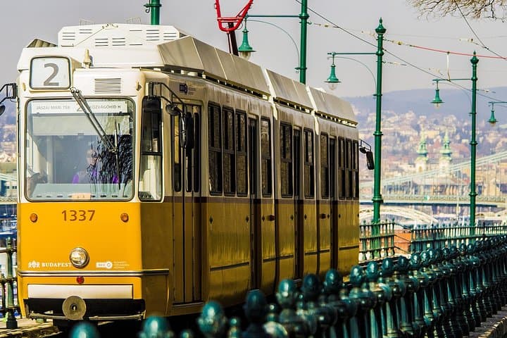 Prague to Budapest Private Transfer with 2-Hour Sightseeing Stops photo 6