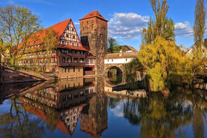 Prague to Nuremberg Private Transfer with Sightseeing Stops