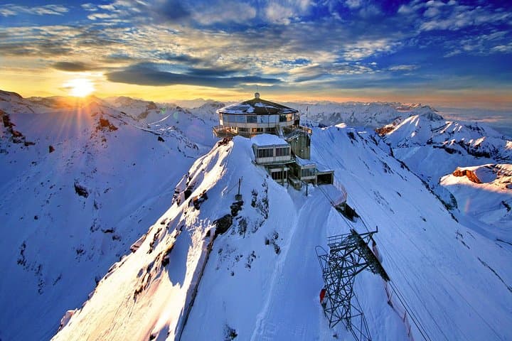 Bernese Oberland Day Trip from Zurich: Waterfalls, Lake Brienz & Alpine Views photo 4