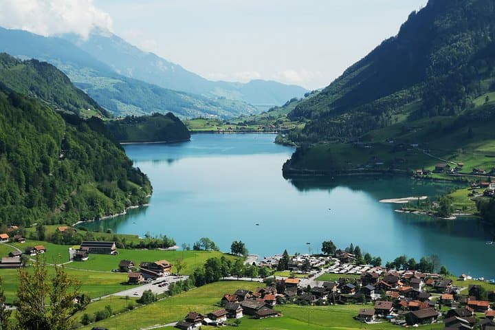Bernese Oberland Day Trip from Zurich: Waterfalls, Lake Brienz & Alpine Views