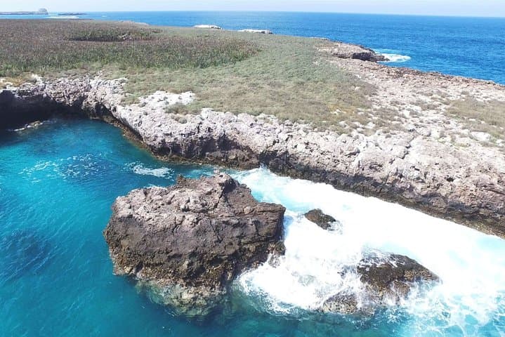 Full-Day Catamaran to Marietas Islands: Snorkel, Kayak & Open Bar from Puerto Vallarta