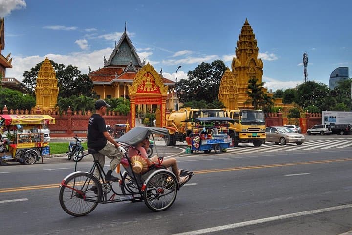 6-Day Phnom Penh & Siem Reap: Angkor Temples, Tonle Sap & Cultural Highlights photo 1