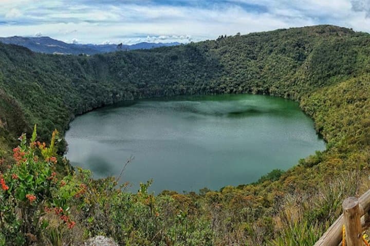 Full-Day Salt Cathedral & Laguna de Guatavita Tour from Bogotá photo 2