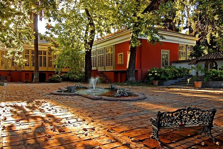 7-Day Romantic Escape: Maipo Valley Wineries & Easter Island Rapa Nui Highlights photo 6