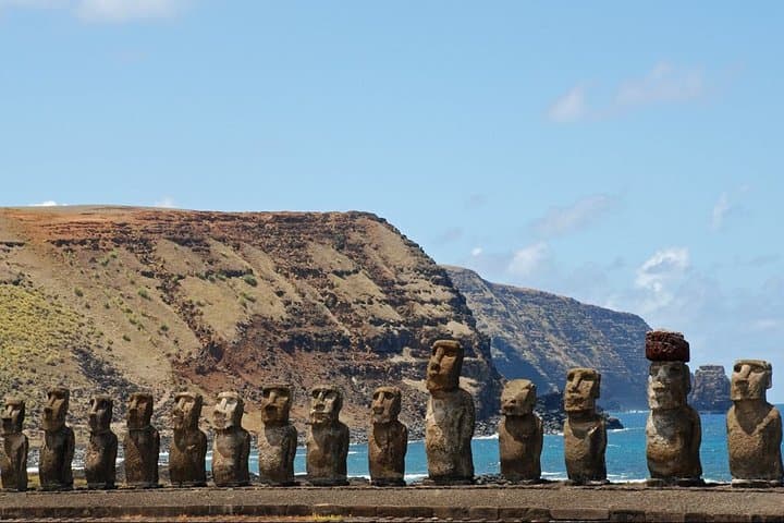 Easter Island (Rapa Nui) Moai Tour: Rano Raraku, Tongariki & Anakena Beach photo 2