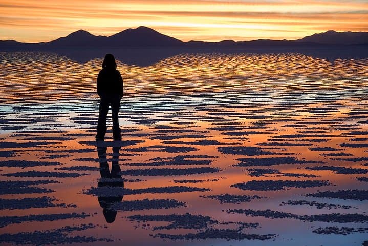 6-Day Atacama to Uyuni Salt Flats Expedition — Altiplano Colors, Flamingos & Incahuasi photo 6