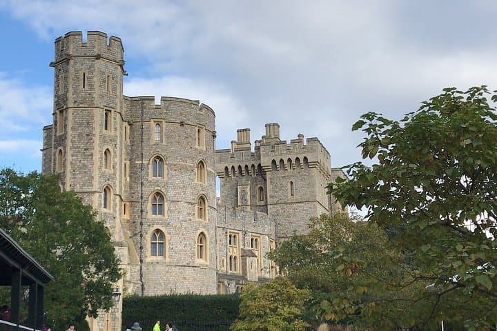 The Crown Tour: Full-Day Private London & Windsor Castle Experience photo 3