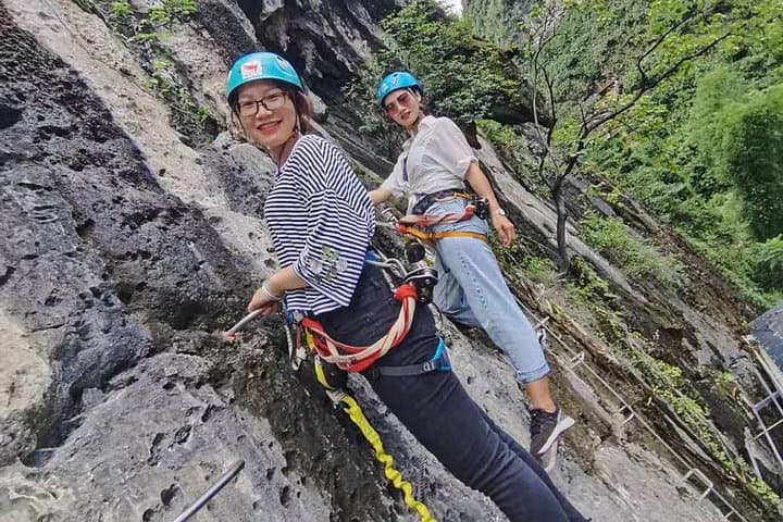 Yangshuo Via Ferrata: Cliffside Climb & Zipline with Private Transfer