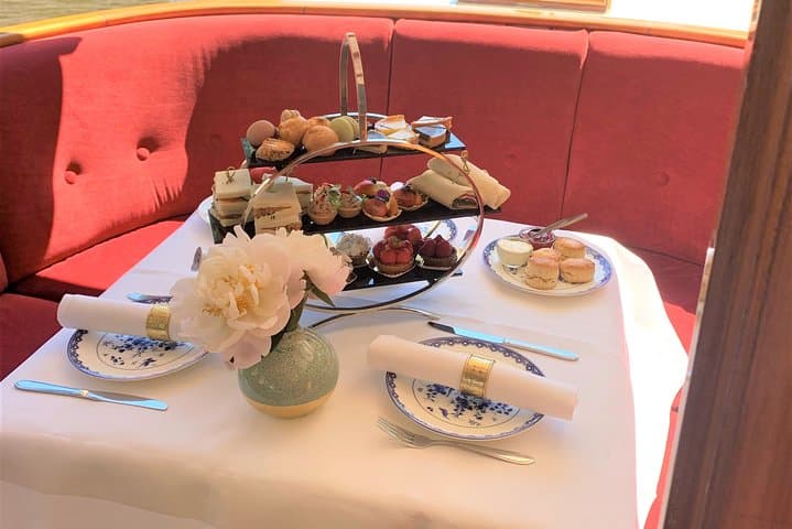 Amsterdam High Tea Canal Cruise on a Classic Salon Boat