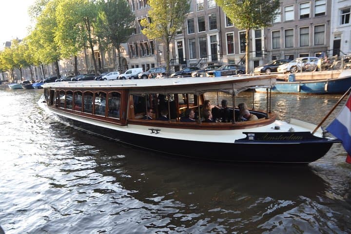 Amsterdam High Tea Canal Cruise on a Classic Salon Boat photo 3