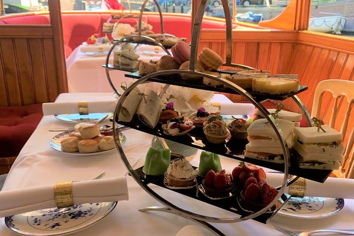 Amsterdam High Tea Canal Cruise on a Classic Salon Boat photo 5