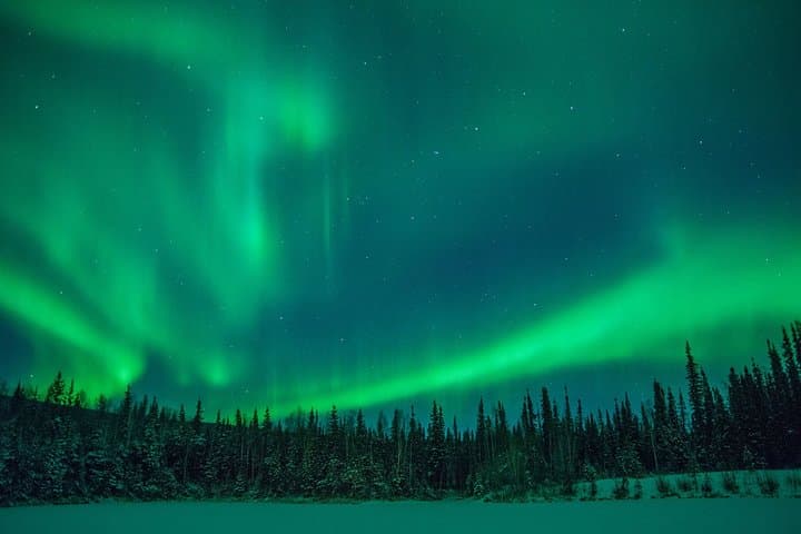 Rovaniemi Private Northern Lights Hunt: Small-Group Aurora Photo Tour photo 2
