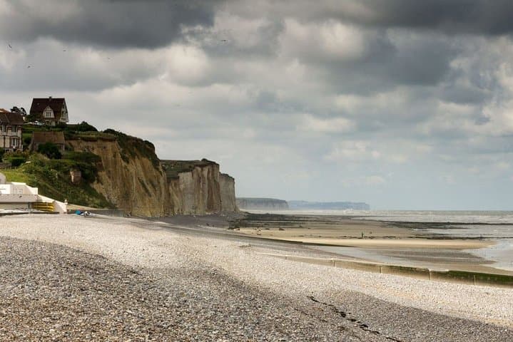 Discover the Historic D-Day Beaches of Normandy photo 3