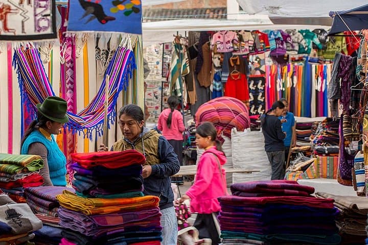 4-Day Northern Ecuador Highlights: Quito, Otavalo, Cuicocha & Cotopaxi photo 1