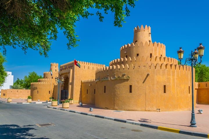 Al Ain Walking Tour: Discover UNESCO Gems, Forts & Oasis