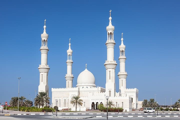 Exploring Ajman's Old City: A Guided Walking Tour of Mowaihat and Ajman Museum photo 2