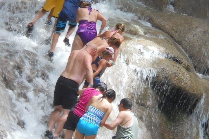 Private Dunns River Falls & Beach Break from Falmouth — Climb, Jerk Lunch, Bamboo Blu photo 3