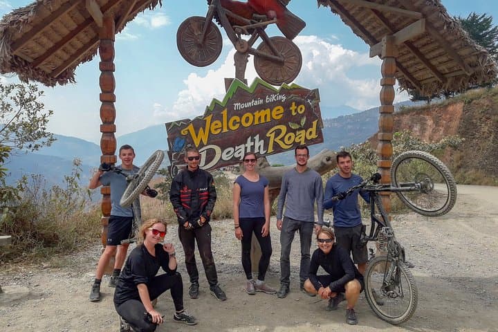 Uyuni Salt Flats & Death Road: 5-Day La Paz Adventure photo 5