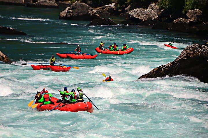 Full-Day Futaleufú Rafting: The Terminator & Bridge-to-Bridge Whitewater Run photo 3