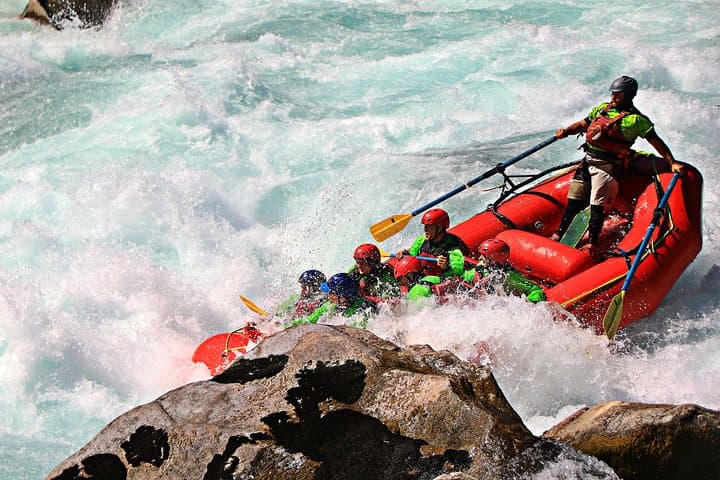 Full-Day Futaleufú Rafting: The Terminator & Bridge-to-Bridge Whitewater Run photo 4