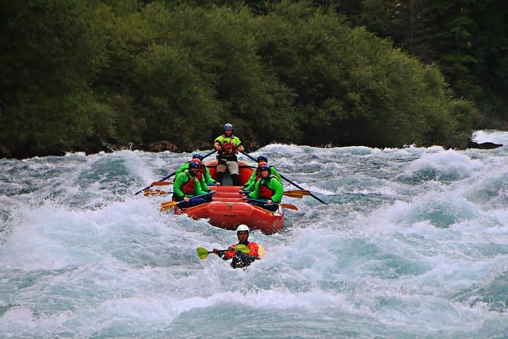 Full-Day Futaleufú Rafting: The Terminator & Bridge-to-Bridge Whitewater Run photo 5