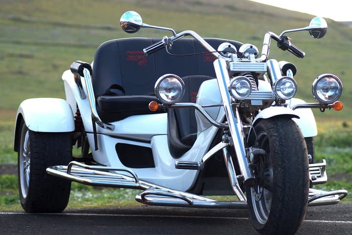 3-Hour Guided TRIKE Route in Lanzarote — Drive the Island’s Lunar Roads
