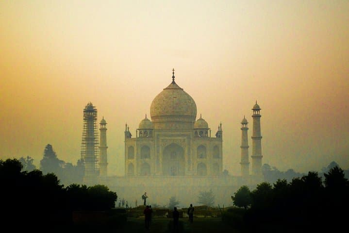 Same-Day Taj Mahal Train Tour from Delhi: Skip-the-Line Tickets & Lunch photo 3