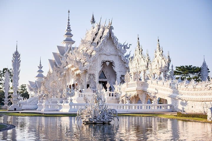 Romantic Chiang Rai Walking Tour — White Temple & Singha Park Private Experience