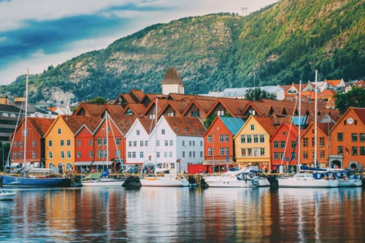 Mostraumen Fjord Cruise from Bergen: A 3.5-Hour Catamaran Journey into Osterfjord photo 6