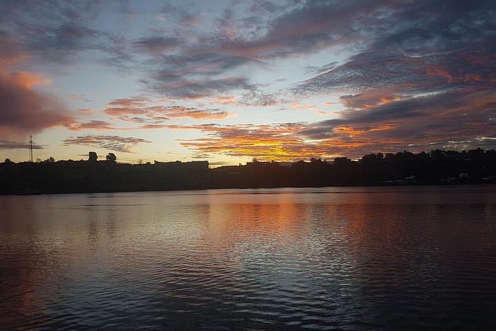 Romantic Strolls and Lakeside Wharves: Bukavu's Art Deco Love Tour photo 3