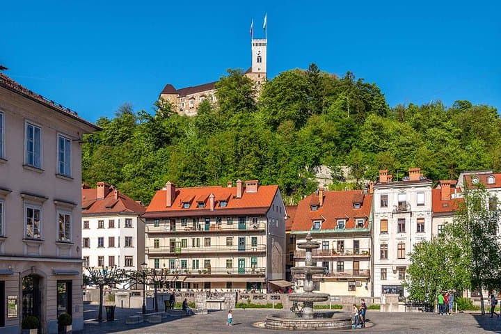 Ljubljana Castle Guided Walk and Funicular: Explore the Old Town in 2 Hours photo 5