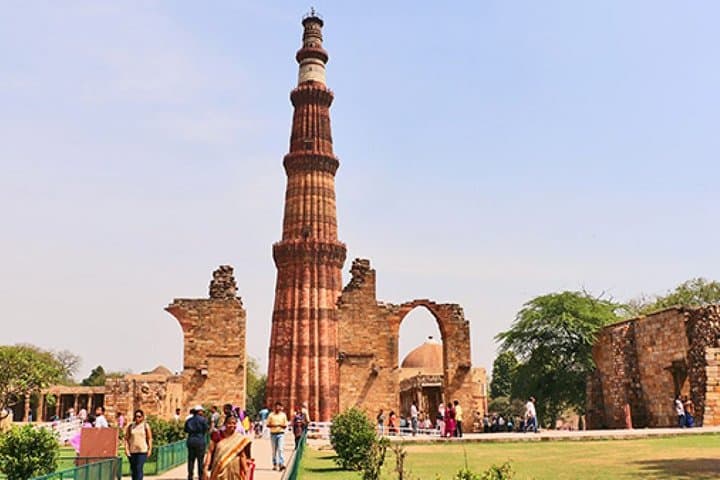 Private Old & New Delhi Full-Day Tour — Red Fort, Qutub Minar, Humayun's Tomb photo 6