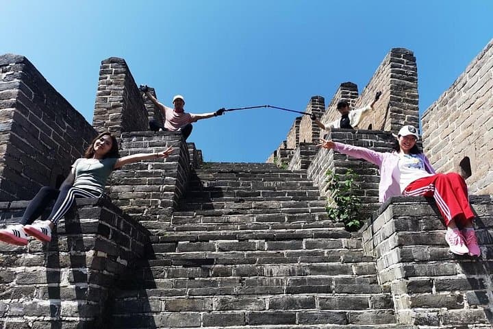 Huanghuacheng Unrestored Great Wall Day Hike from Beijing with Local Lunch photo 4