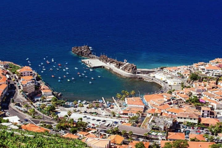 Private Funchal Shore Excursion: Madeira Wine Tasting, Monte Toboggan & Eira do Serrado photo 5