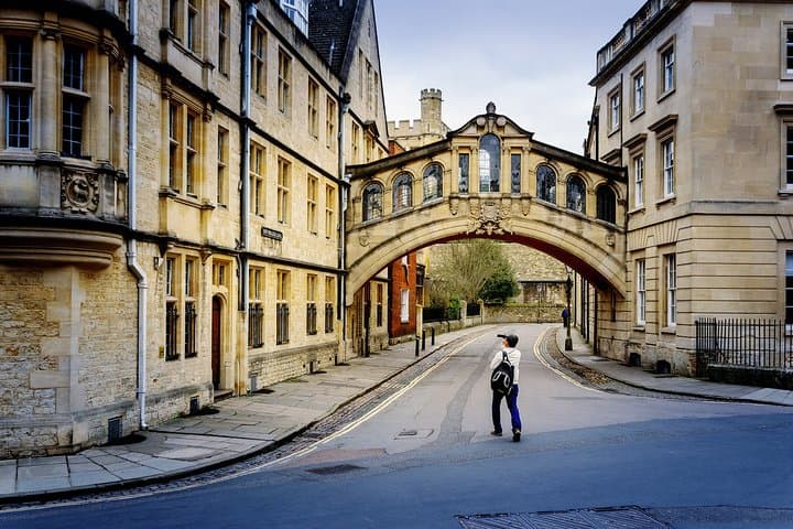 Best of Oxford Walking Tour: Top Sights & Local Stories photo 1