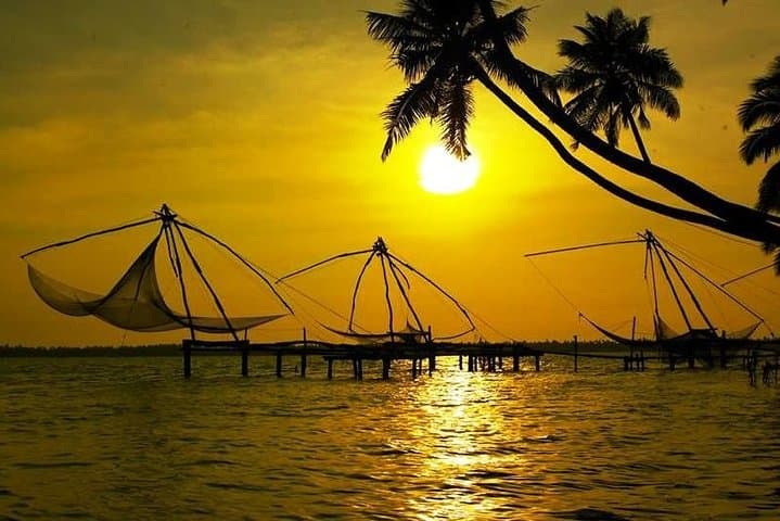 Kumbalangi Village Shore Excursion: Coir Weaving, Crab Farms & Backwater Boats photo 3