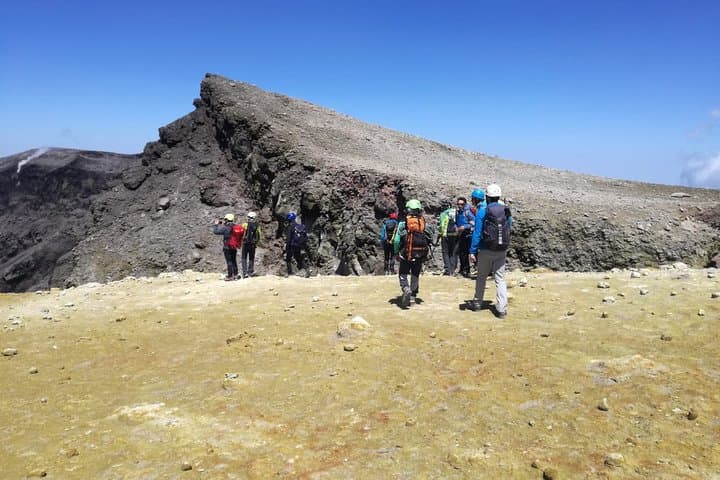 Summit Craters of Mount Etna: Cable Car and 4x4 Bus to 3,345 m photo 4