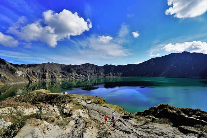 Quilotoa Enchanted Crater Lake: Full-Day Cultural Hike from Quito photo 2