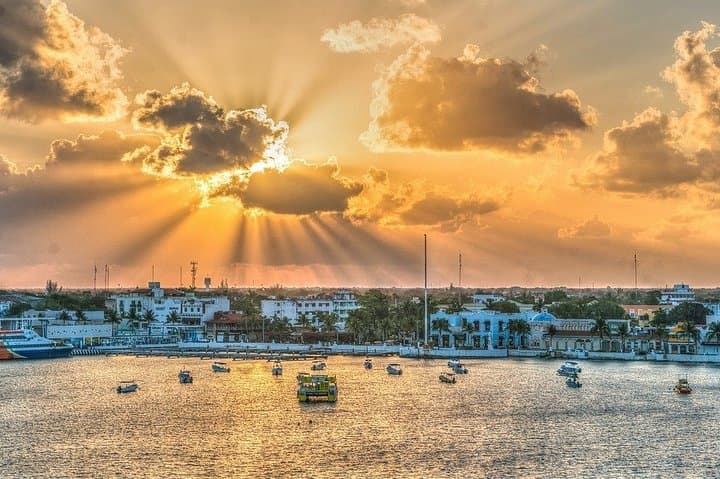 Cozumel Romantic Walking Tour: Love Stories, Beaches & Private Guide