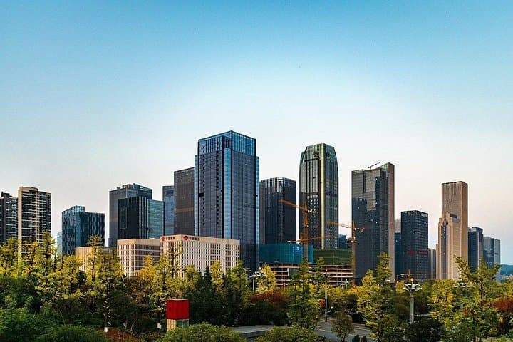 Guiyang Walking Tour: Qingyan Ancient Town, Tianhe Pools & City Flavors
