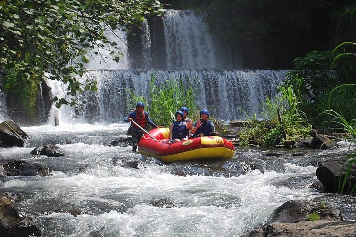 Telaga Waja White-Water Rafting and East Bali Lempuyang Tour photo 3