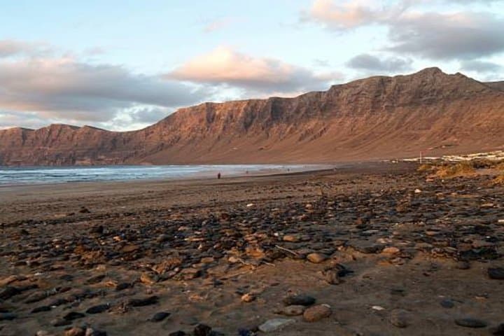 La Corona & Famara Cliffs Small-Group Hike — Lanzarote Volcanic Adventure photo 5